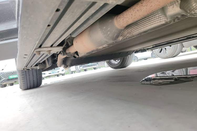 Used Li Auto ONE 2020 Extended-Range 6-Seater Version Right Side Sill