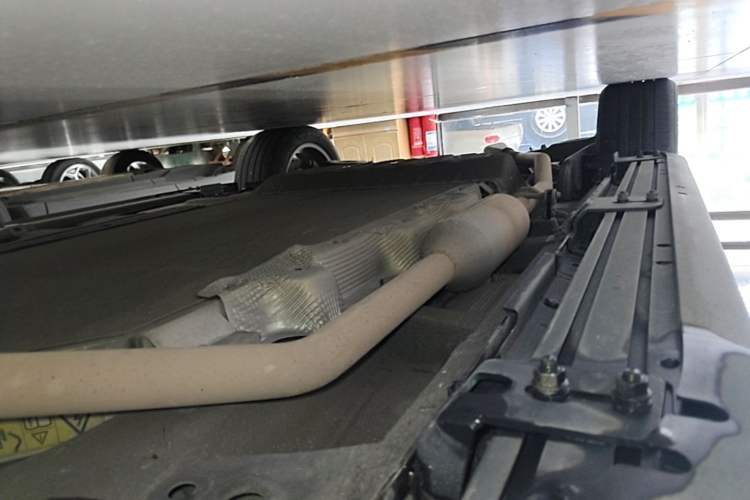 Used Li Auto ONE 2020 Extended-Range 6-Seater Version Right Side Sill