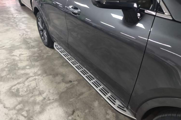 Used Li Auto ONE 2020 Extended-Range 6-Seater Version Right Side Sill