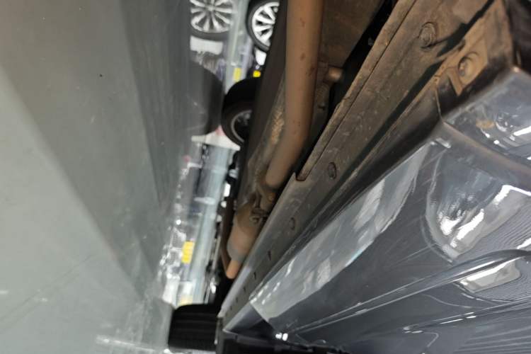 Used Li Auto ONE 2020 Extended-Range 6-Seater Version Right Side Sill