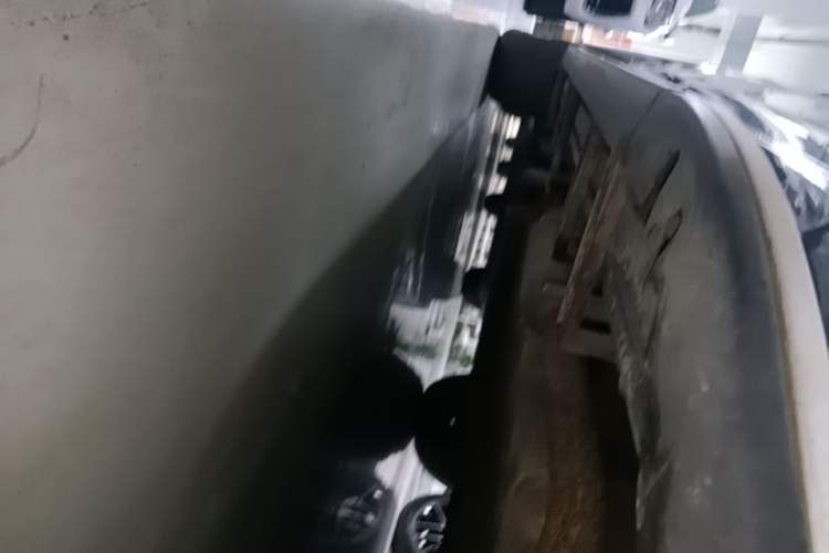 Used Li Auto ONE 2020 Extended-Range 6-Seater Version Right Side Sill