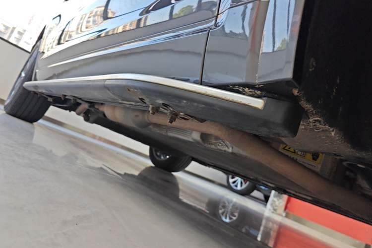 Used Li Auto ONE 2020 Extended-Range 6-Seater Version Right Side Sill
