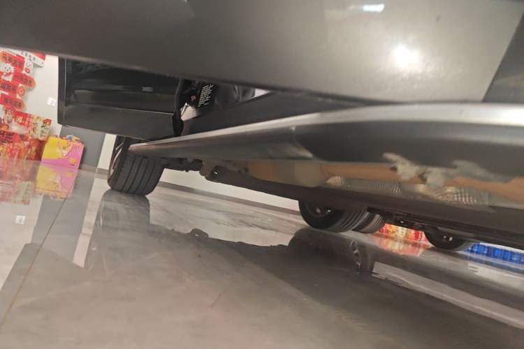 Used Li Auto ONE 2020 Extended-Range 6-Seater Version Right Side Sill