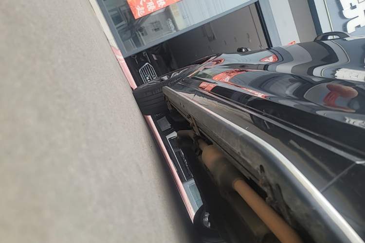 Used Li Auto ONE 2020 Extended-Range 6-Seater Version Right Side Sill