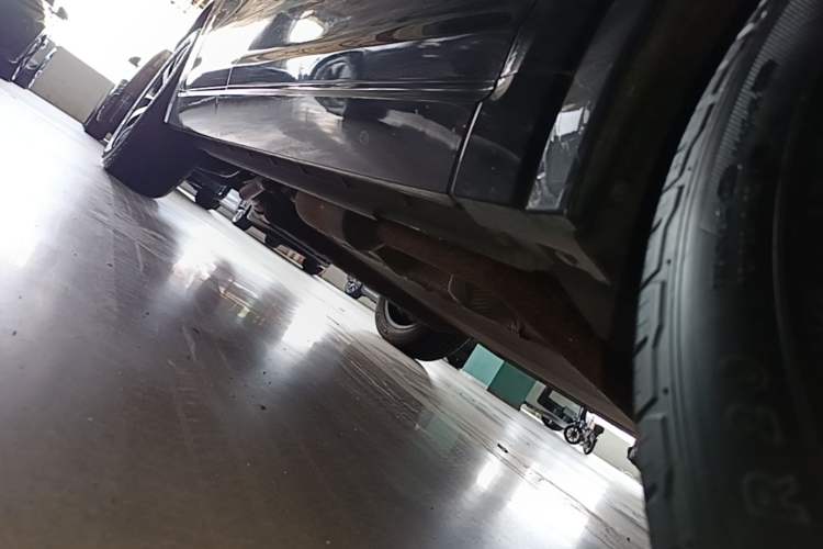 Used Li Auto ONE 2020 Extended-Range 6-Seater Version Right Side Sill