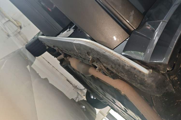 Used Li Auto ONE 2020 Extended-Range 6-Seater Version Right Side Sill