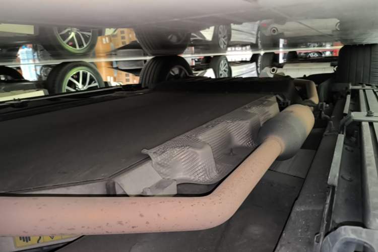 Used Li Auto ONE 2020 Extended-Range 6-Seater Version Right Side Sill