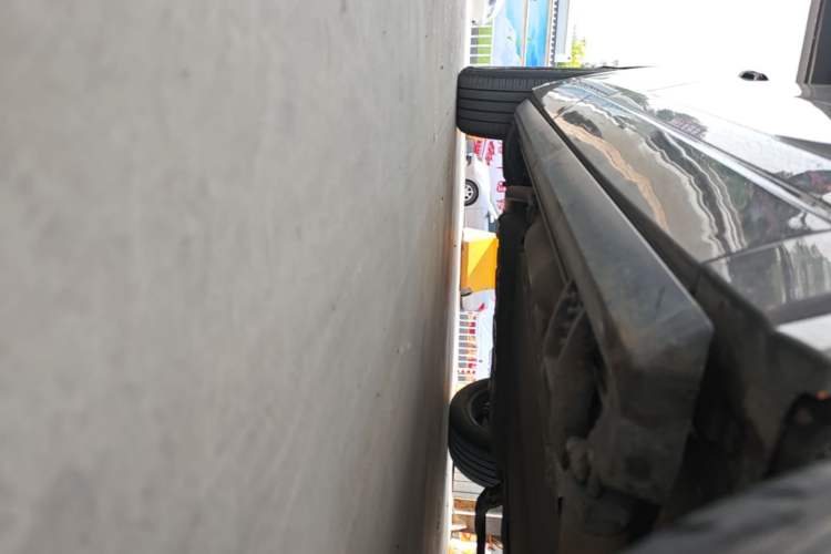 Used Li Auto ONE 2020 Extended-Range 6-Seater Version Right Side Sill
