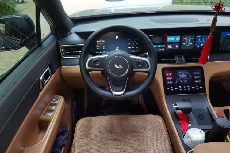 Used Li Auto ONE 2020 Extended-Range 6-Seater Version Steering Wheel