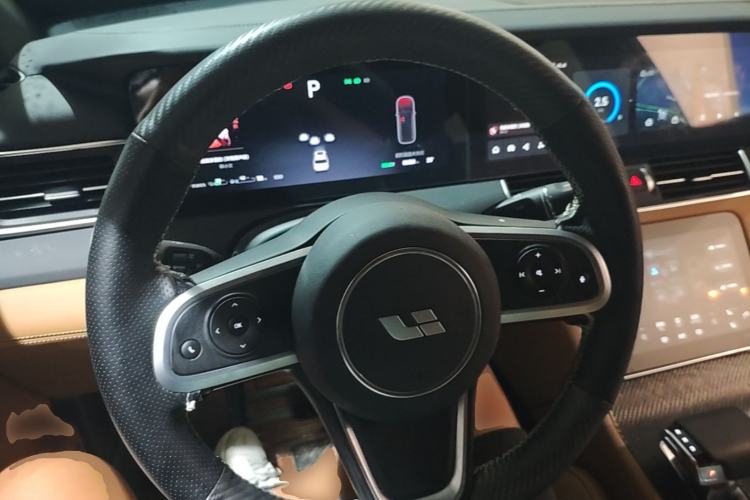 Used Li Auto ONE 2020 Extended-Range 6-Seater Version Steering Wheel