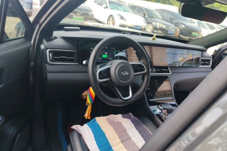 Used Li Auto ONE 2020 Extended-Range 6-Seater Version Steering Wheel