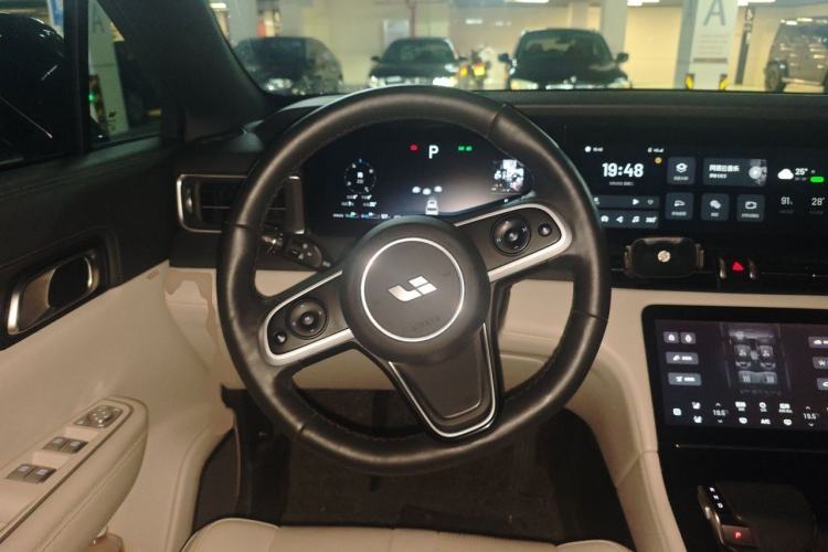 Used Li Auto ONE 2020 Range-Extended 7-Seater Version Steering Wheel