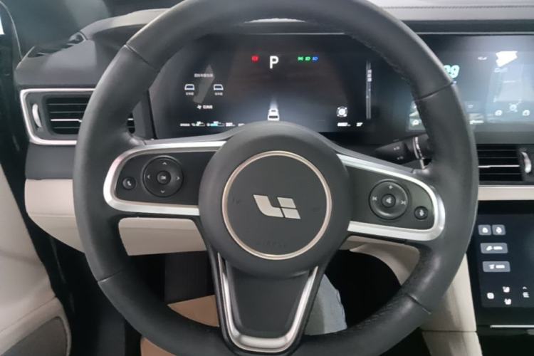 Used Li Auto ONE 2020 Extended-Range 6-Seater Version Steering Wheel