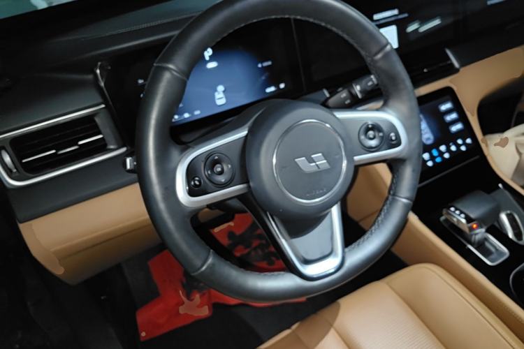 Used Li Auto ONE 2020 Extended-Range 6-Seater Version Steering Wheel
