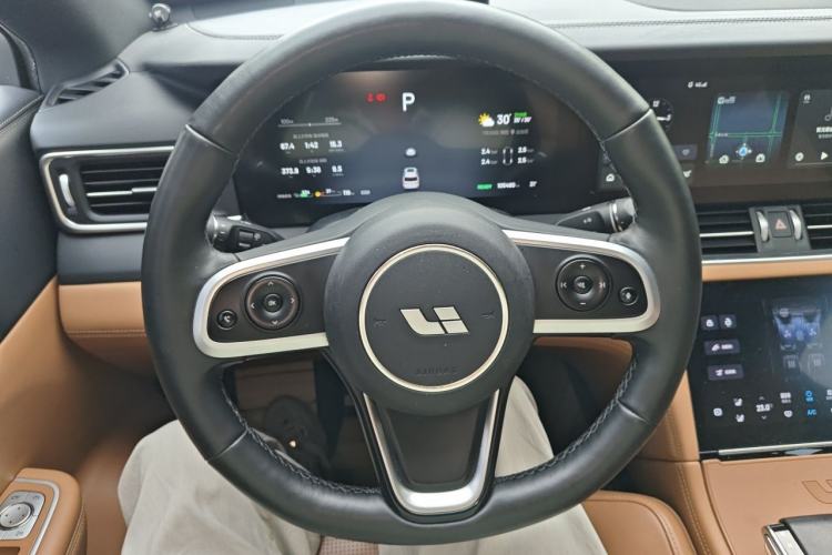 Used Li Auto ONE 2020 Extended-Range 6-Seater Version Steering Wheel