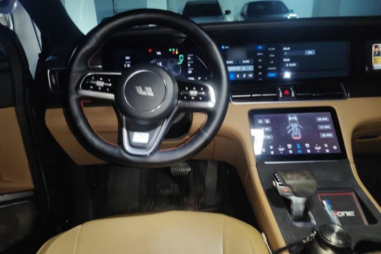 Used Li Auto ONE 2020 Extended-Range 6-Seater Version Steering Wheel