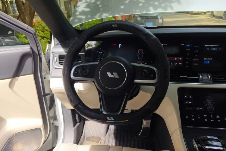 Used Li Auto ONE 2020 Extended-Range 6-Seater Version Steering Wheel