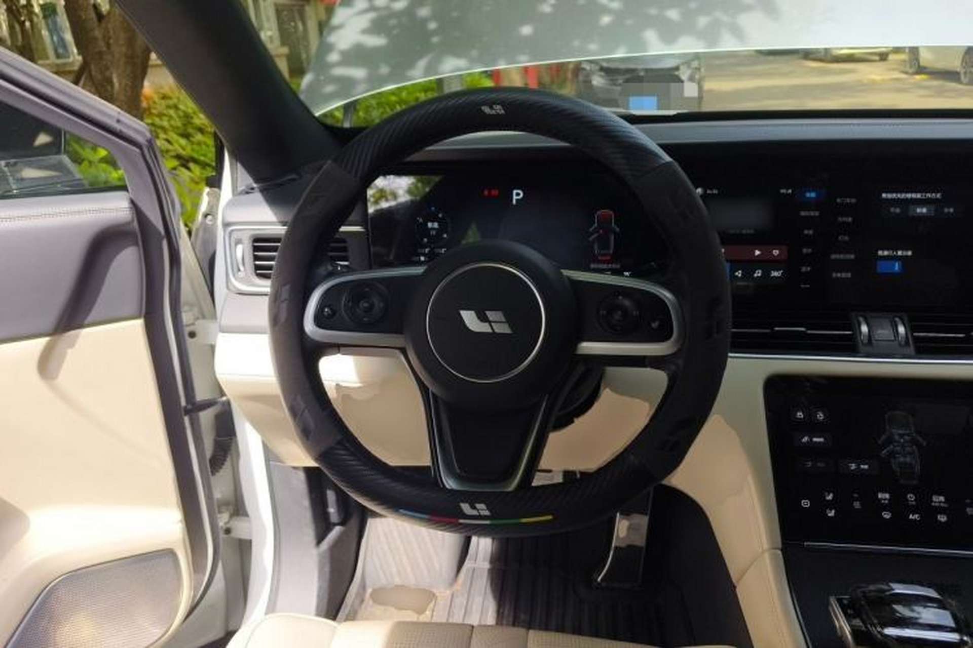 Used Li Auto ONE 2020 Extended-Range 6-Seater Version Steering Wheel