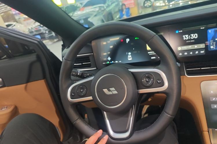 Used Li Auto ONE 2020 Extended-Range 6-Seater Version Steering Wheel