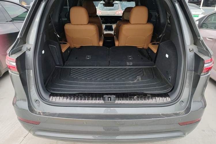Used Li Auto ONE 2020 Extended-Range 6-Seater Version Trunk