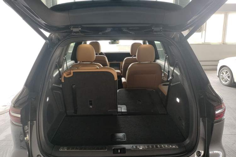 Used Li Auto ONE 2020 Range-Extended 7-Seater Version Trunk
