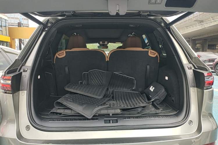 Used Li Auto ONE 2020 Extended-Range 6-Seater Version Trunk