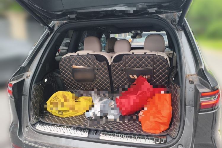 Used Li Auto ONE 2020 Range-Extended 7-Seater Version Trunk