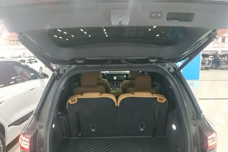 Used Li Auto ONE 2020 Extended-Range 6-Seater Version Trunk