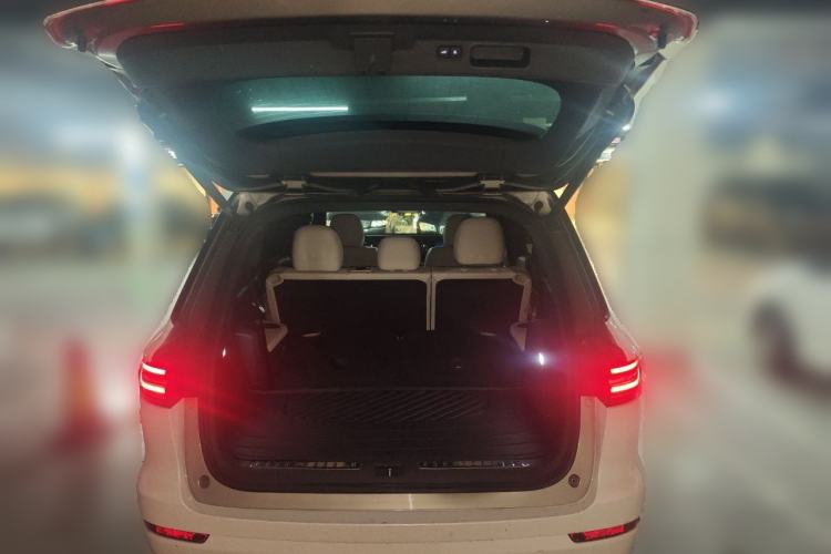 Used Li Auto ONE 2020 Range-Extended 7-Seater Version Trunk