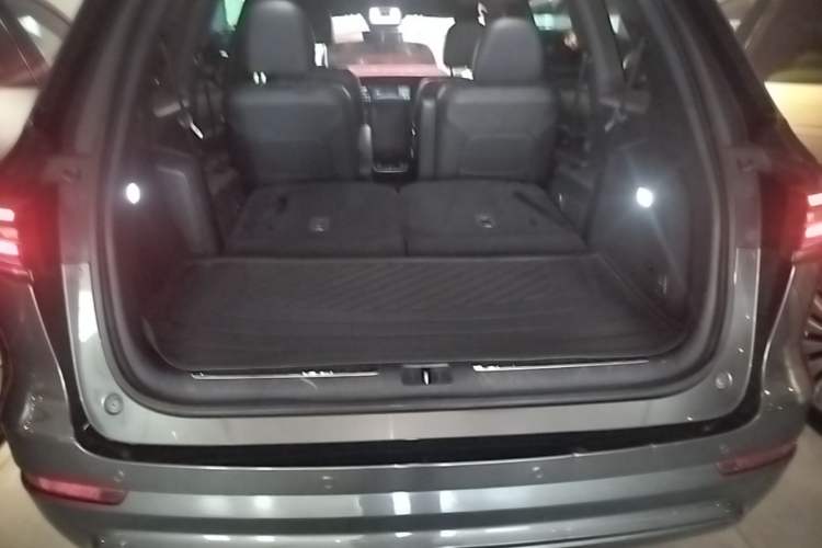 Used Li Auto ONE 2020 Extended-Range 6-Seater Version Trunk