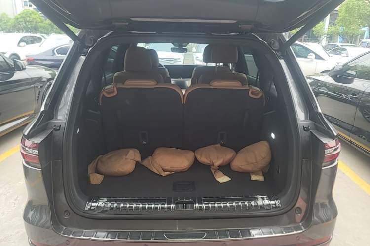 Used Li Auto ONE 2020 Extended-Range 6-Seater Version Trunk