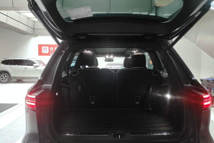 Used Li Auto ONE 2020 Extended-Range 6-Seater Version Trunk