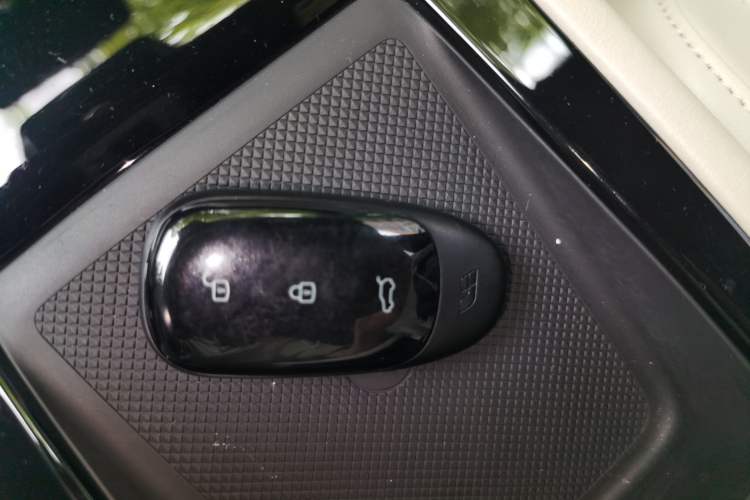 Used Li Auto ONE 2020 Extended-Range 6-Seater Version Vehicle Key