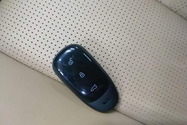Used Li Auto ONE 2020 Extended-Range 6-Seater Version Vehicle Key