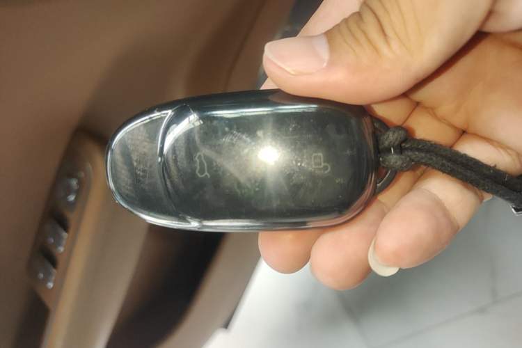 Used Li Auto ONE 2020 Range-Extended 7-Seater Version Vehicle Key