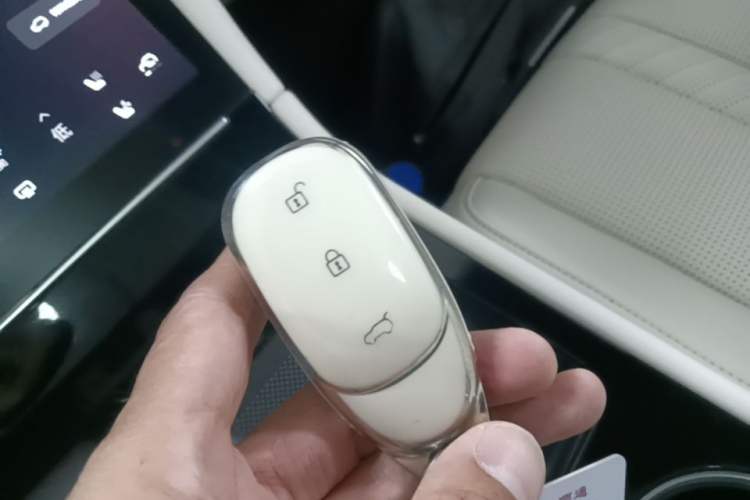 Used Li Auto ONE 2020 Extended-Range 6-Seater Version Vehicle Key