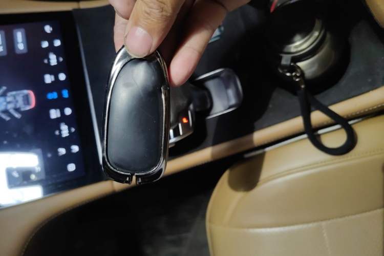 Used Li Auto ONE 2020 Extended-Range 6-Seater Version Vehicle Key