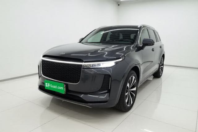 Ojetý Li Auto ONE 2020 Extended-Range 6-Seater Version