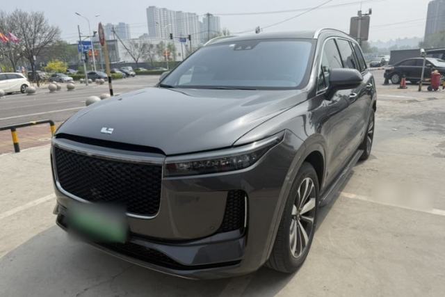 Ojetý Li Auto ONE 2020 Extended-Range 6-Seater Version
