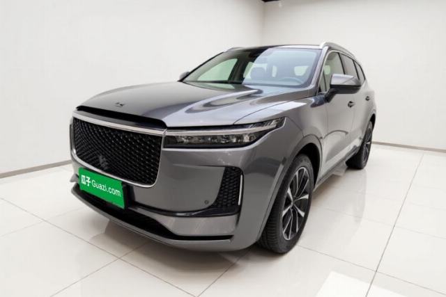 Ojetý Li Auto ONE 2020 Extended-Range 6-Seater Version
