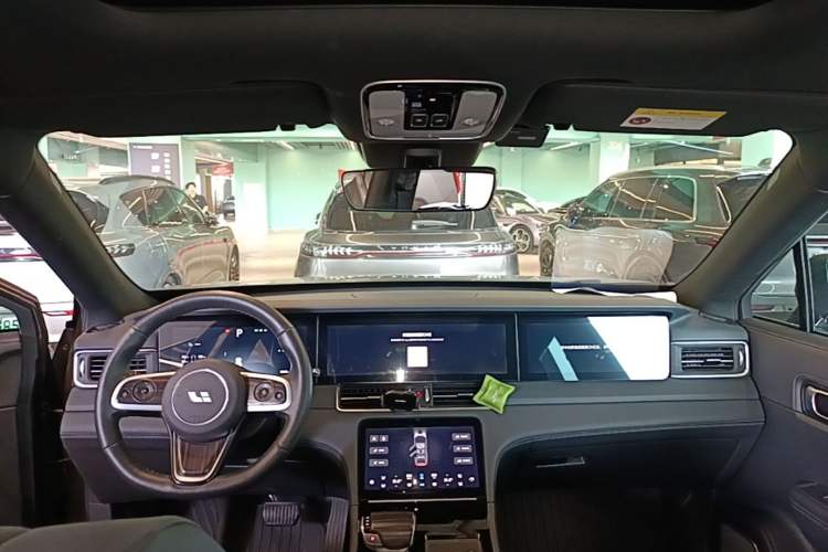 Used Li Auto ONE 2020 Extended-Range 6-Seater Version Center Console