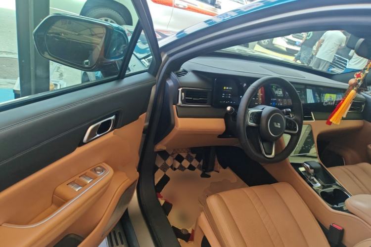 Used Li Auto ONE 2020 Extended-Range 6-Seater Version Driver Seat