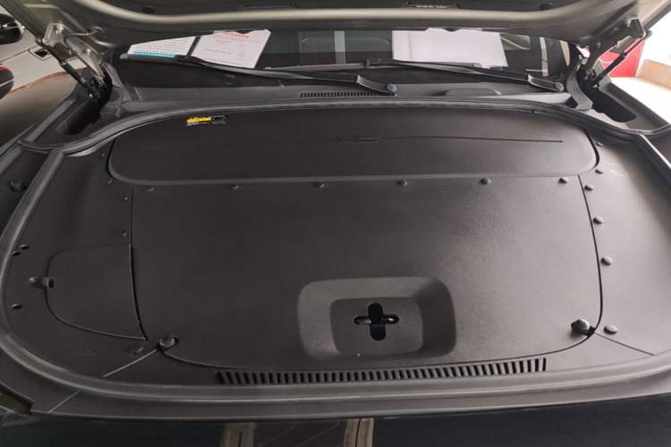 Used Li Auto ONE 2020 Extended-Range 6-Seater Version Engine Bay