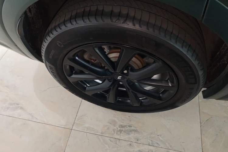 Used Li Auto ONE 2020 Extended-Range 6-Seater Version Exterior 5