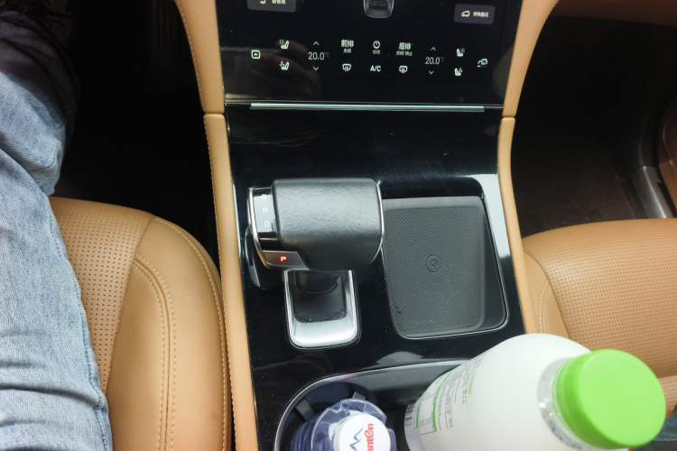 Used Li Auto ONE 2020 Extended-Range 6-Seater Version Gear Lever