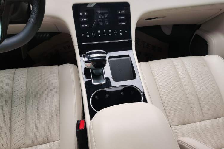 Used Li Auto ONE 2020 Extended-Range 6-Seater Version Gear Lever