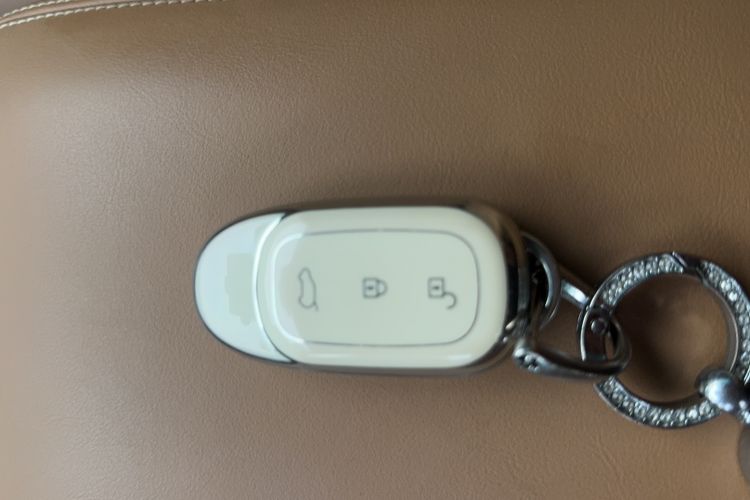 Used Li Auto ONE 2020 Extended-Range 6-Seater Version Interior 1
