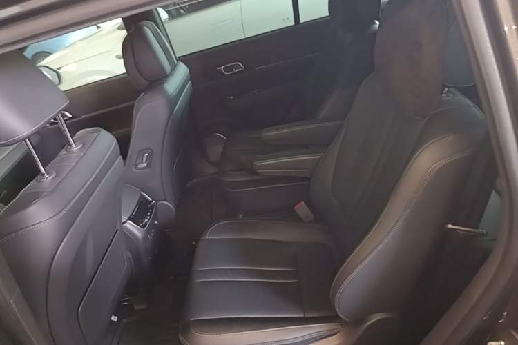 Used Li Auto ONE 2020 Extended-Range 6-Seater Version Left Rear Seat