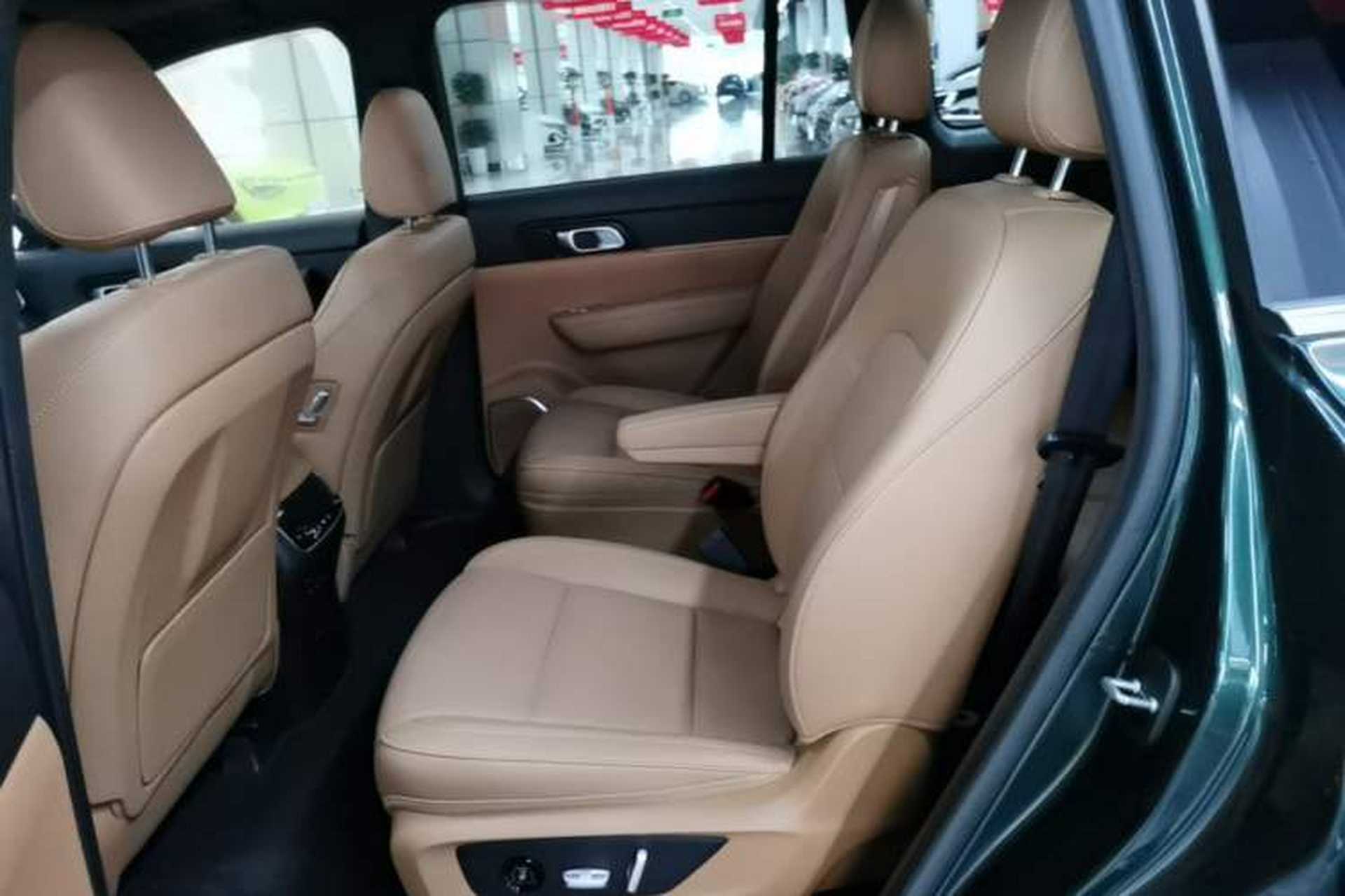 Used Li Auto ONE 2020 Extended-Range 6-Seater Version Left Rear Seat