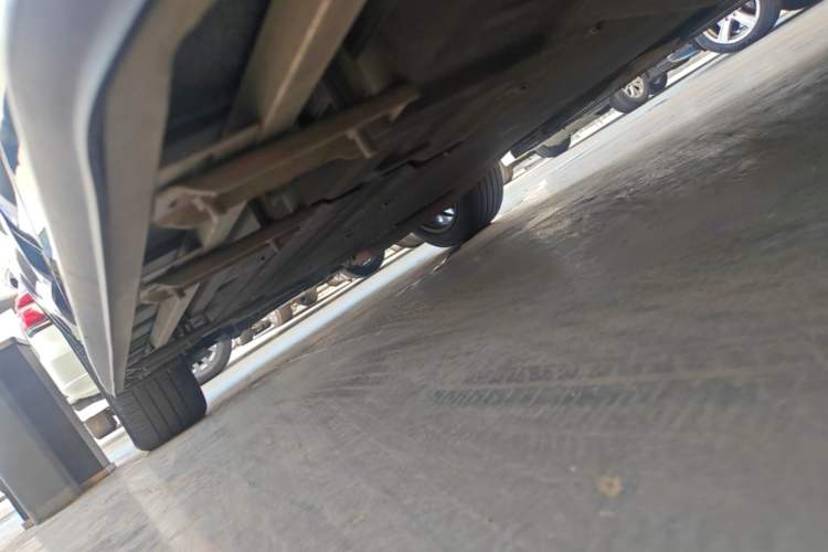Used Li Auto ONE 2020 Extended-Range 6-Seater Version Left Side Sill